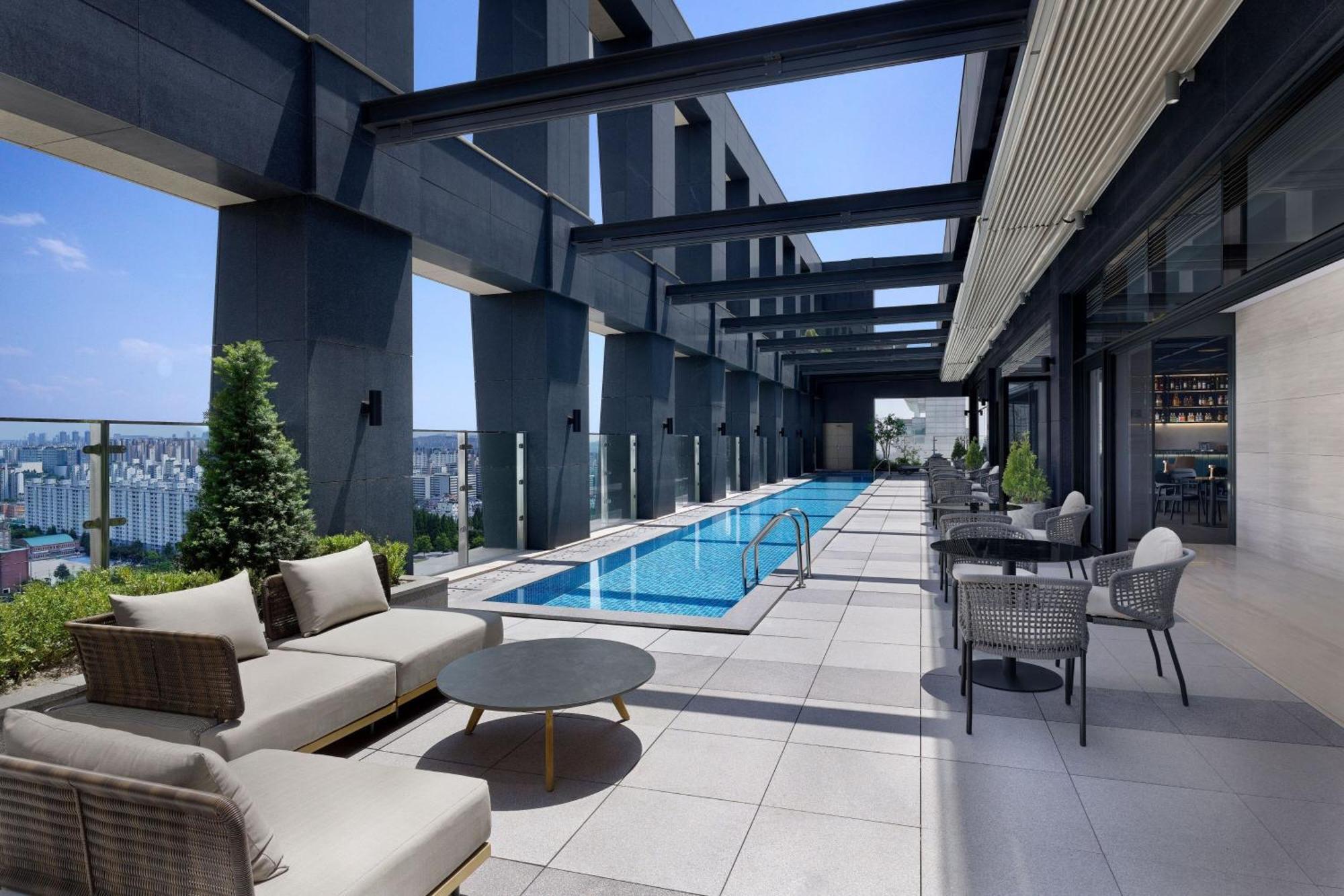 Four Points By Sheraton Suwon Exterior foto